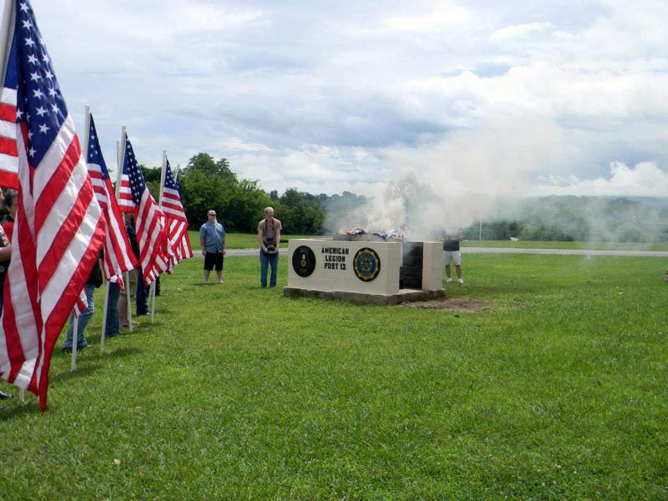 1017418_315658235235982_2127409198_n[1]