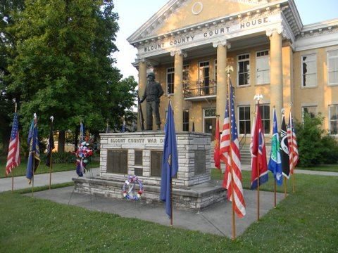 Image of memorial statue outside of Court House